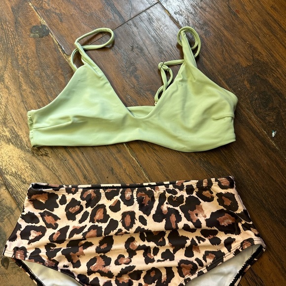 Zaful Mint and Leopard Print Bikini Set <<<161>>>> - Picture 3 of 7